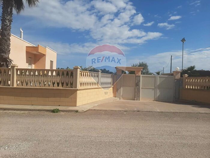 Casa con 5 locali in vendita in Porto Cesareo