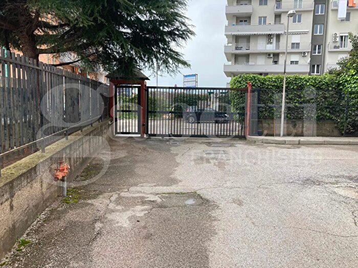 Appartamento quadrilocale in vendita in Via Mons Aniello Vicinanza, Battipaglia