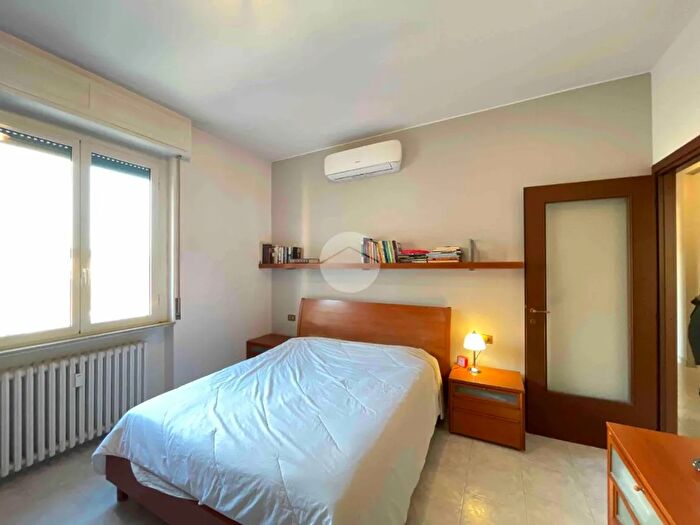 Appartamento bilocale in vendita in Via Grassi Giulio, Bresso