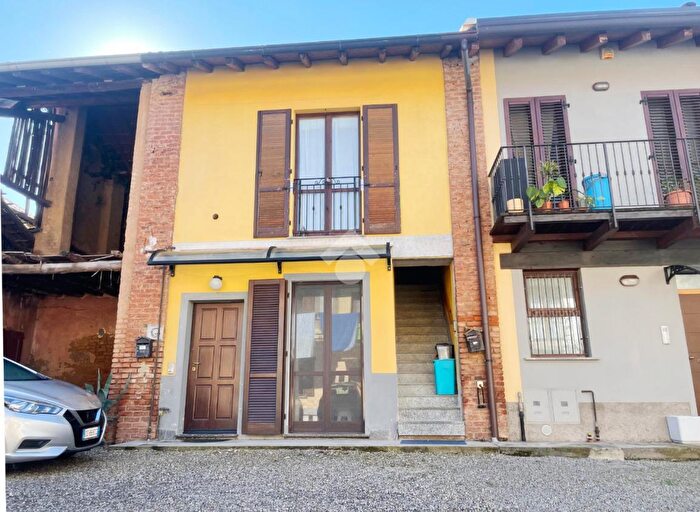 Casa bilocale in vendita in Via I Maggio, Gerenzano