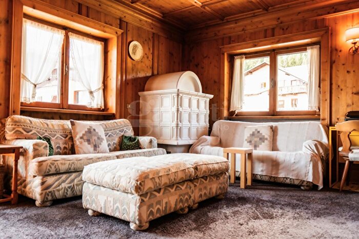 Appartamento quadrilocale in vendita in Via Cadin di Sotto a, Cortina DAmpezzo