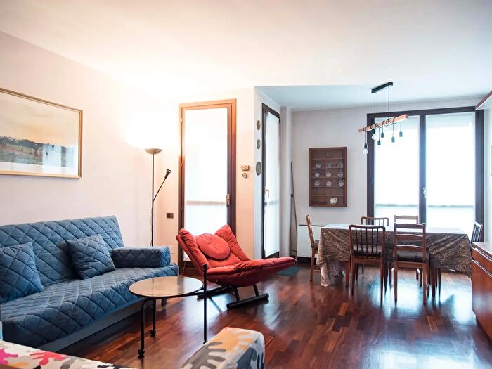 Appartamento in affitto in Via Carlo Vittadini, Milano