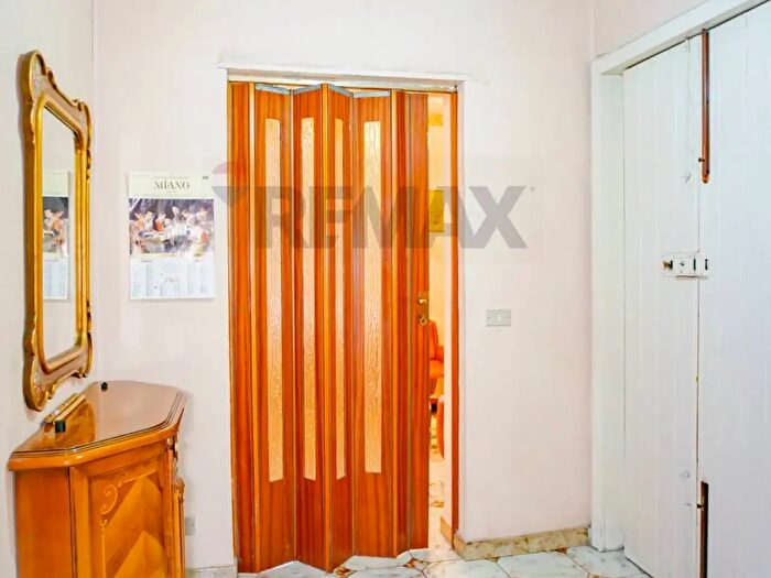 Casa con 6 locali in vendita in Via Duca degli Abruzzi, Paterno