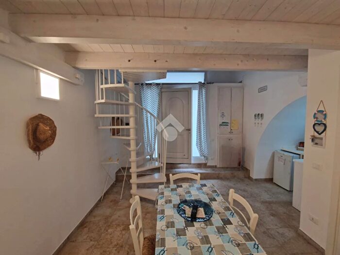 Casa trilocale in vendita in Via Romanelli, Polignano A Mare