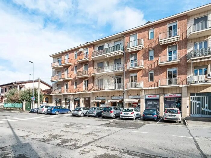 Appartamento quadrilocale in vendita in Via Don Caustico, Grugliasco