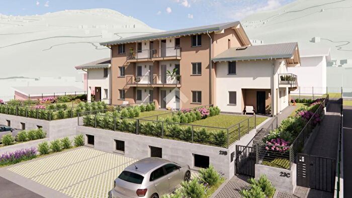 Appartamento trilocale in vendita in Via XXV Aprile, Pian Camuno