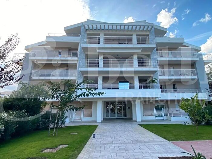 Appartamento trilocale in vendita in Lungomare Sirena Snc, Tortoreto