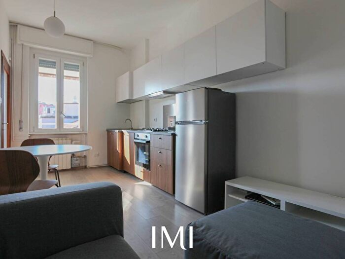 Appartamento bilocale in affitto in Via Tortona, Solari, Milano