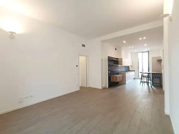 Appartamento trilocale in affitto in Corso Sempione, Milano