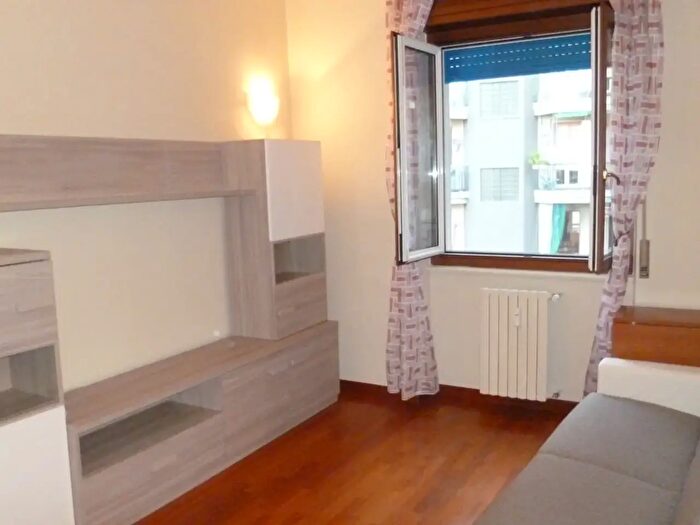 Appartamento bilocale in affitto in Via Ponte di Legno, Milano