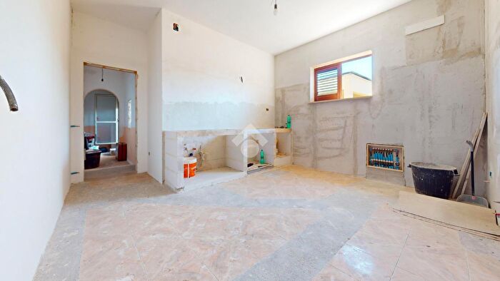 Casa trilocale in vendita in Vico Milano, Oria