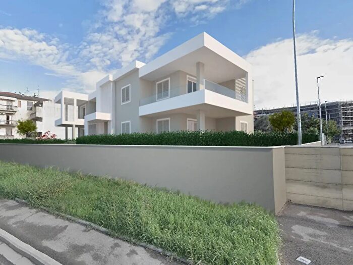 Appartamento quadrilocale in vendita in Via Giovanni Amendola, Figline e Incisa Valdarno