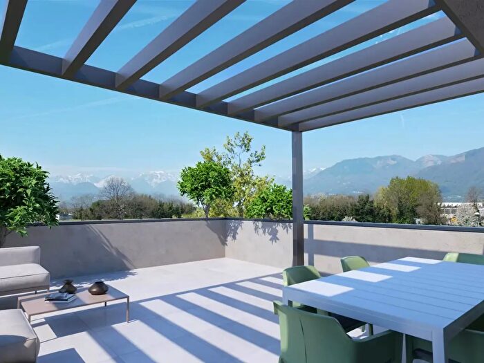 Appartamento con 6 locali in vendita in Via Toscana, Thiene