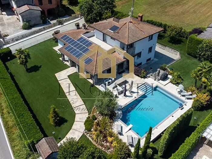 Casa con 7 locali in vendita in Via delle Betulle, Borghetto Lodigiano