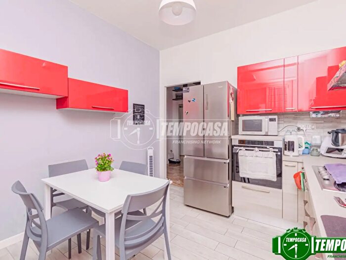 Appartamento trilocale in vendita in Via Alessandro Maragliano, Voghera