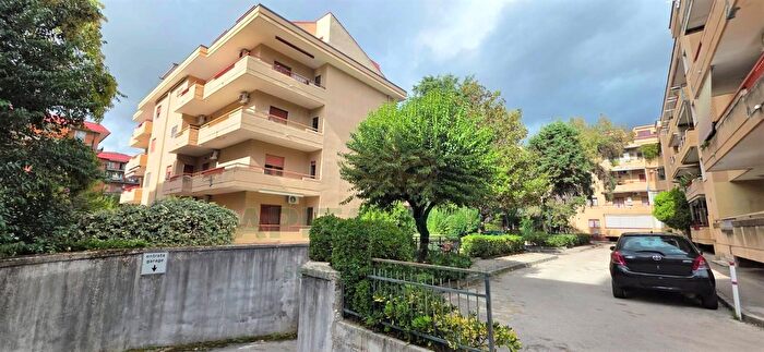 Appartamento quadrilocale in vendita in Via Barducci, Caserta