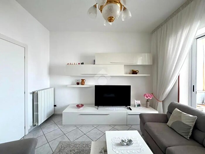 Appartamento quadrilocale in vendita in Viale Giugno, Castelfranco Di Sotto