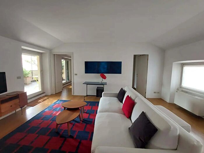 Appartamento monolocale in affitto in Via dellOrso, Milano