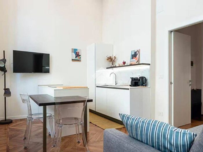 Appartamento bilocale in affitto in Via Andrea Doria, Via Roma, Torino