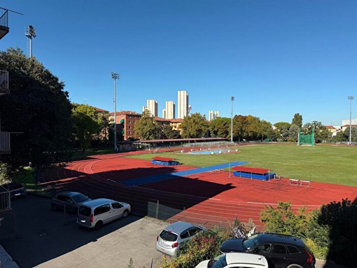 Appartamento trilocale in vendita in Via Ferri, Bologna