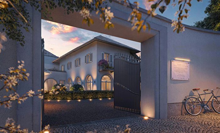 Appartamento con 6 locali in vendita in Piazza Salotto, Rivoli