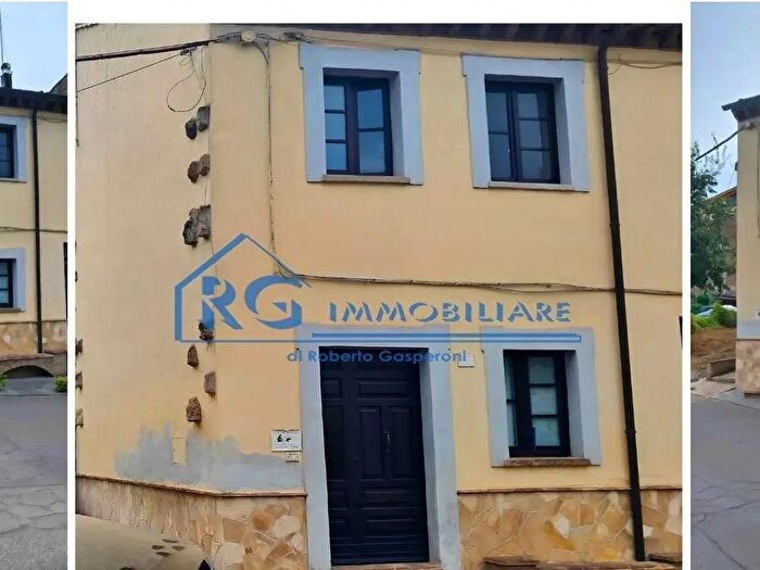 Casa bilocale in vendita in Via Roma, Graffignano