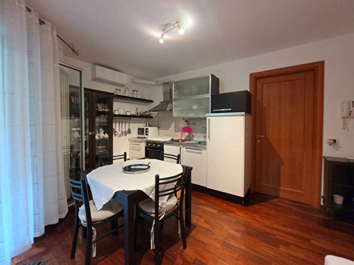 Appartamento bilocale in affitto in Via Pietro Pomponazzi, Pezzotti Meda, Milano
