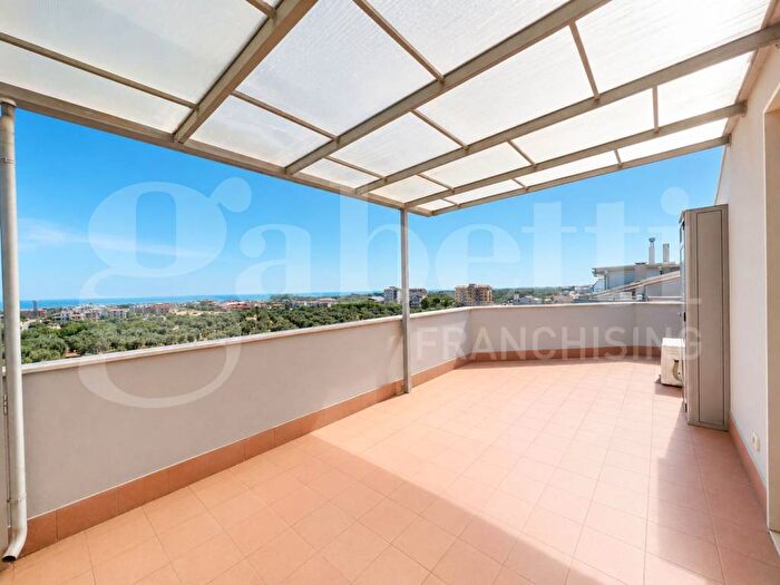 Casa quadrilocale in affitto in viale dei normanni, Rossano Stazione, CoriglianoRossano