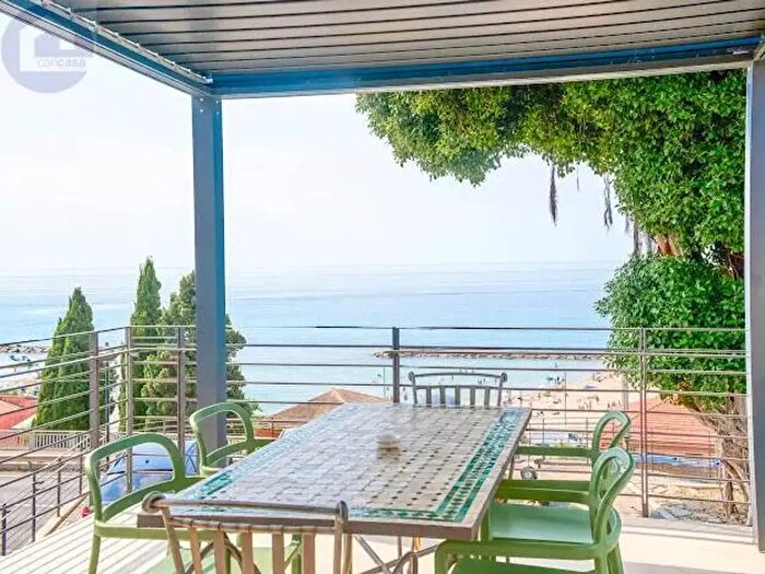 Appartamento trilocale in vendita in Via Aurelia Ponente, Santo Stefano Al Mare