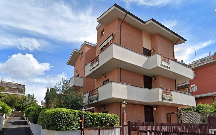 Appartamento monolocale in affitto in Via Rignano Flaminio, Tomba di Nerone, Roma