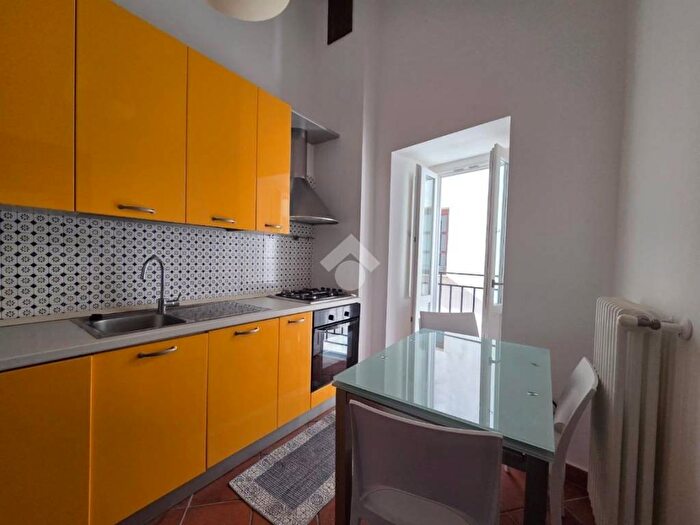 Appartamento bilocale in affitto in Via Alessandro Paternostrò, Kalsa, Palermo