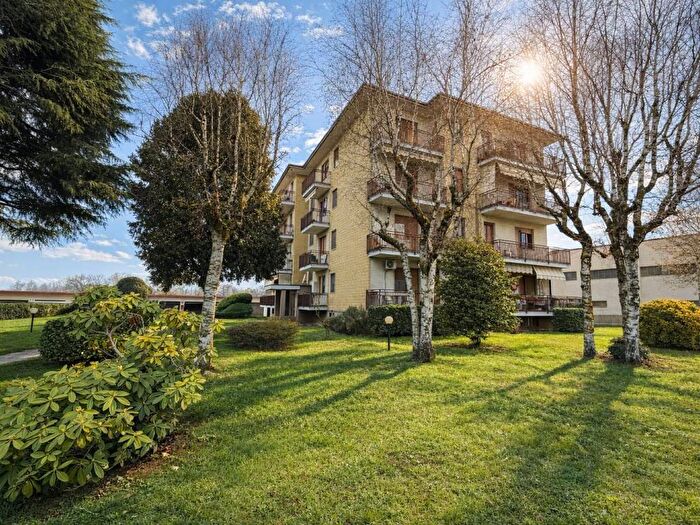 Appartamento trilocale in affitto in Via Papa Giovanni XXIII, Vergnasco, Cerrione