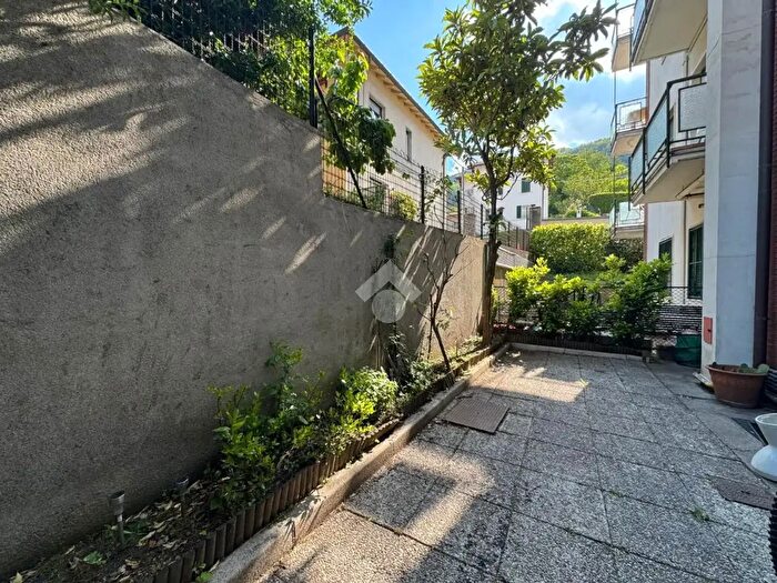 Appartamento bilocale in affitto in Via Bellinzona, Como