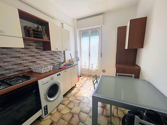 Appartamento monolocale in affitto in Via Fiuggi, Istria, Milano