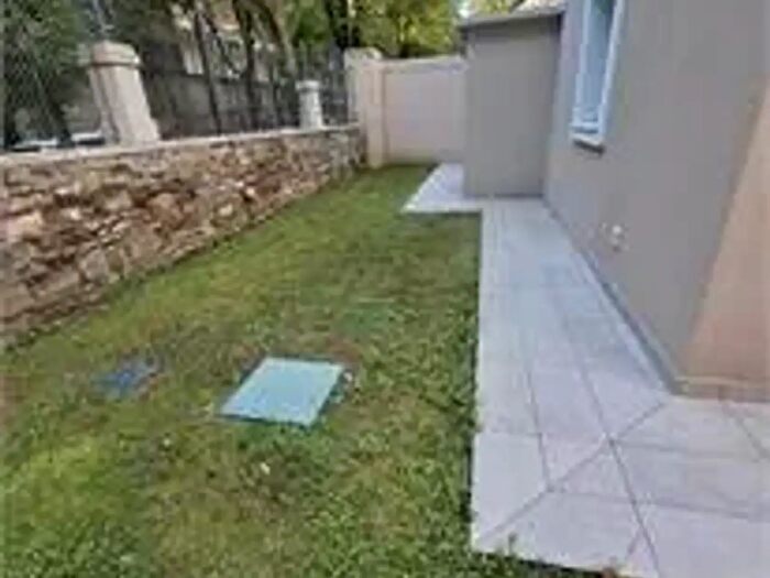 Appartamento quadrilocale in vendita in Via Domenico Rossetti, Trieste