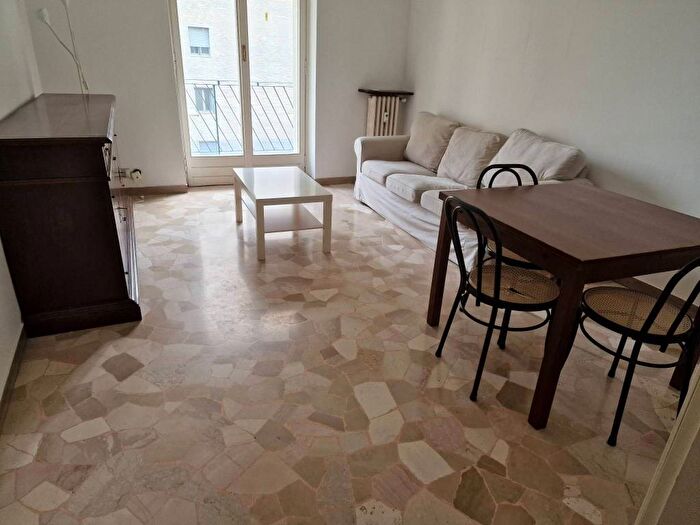 Appartamento trilocale in affitto in Via Tito Livio, Lodi Brenta, Milano