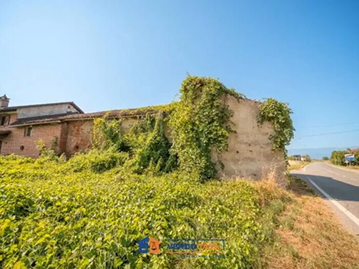 Casa quadrilocale in vendita in Via Saluzzo, Carde'