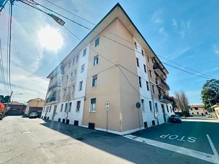 Appartamento trilocale in vendita in Via Concordia, San Vittore Olona