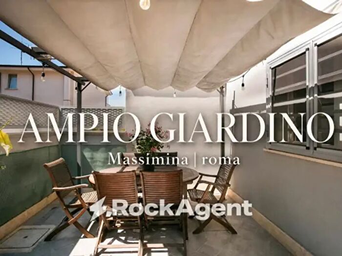 Appartamento trilocale in vendita in Via Ildebrando della Giovanna, Roma