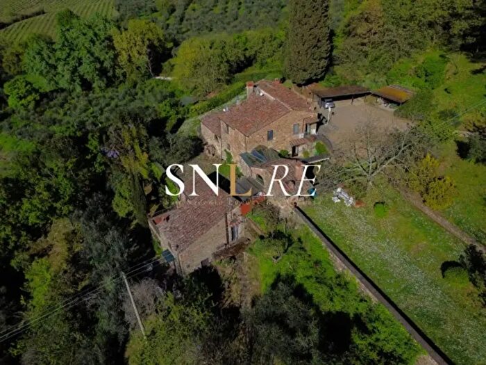 Casa con 6 locali in vendita in Via dei Bosconi, Fiesole