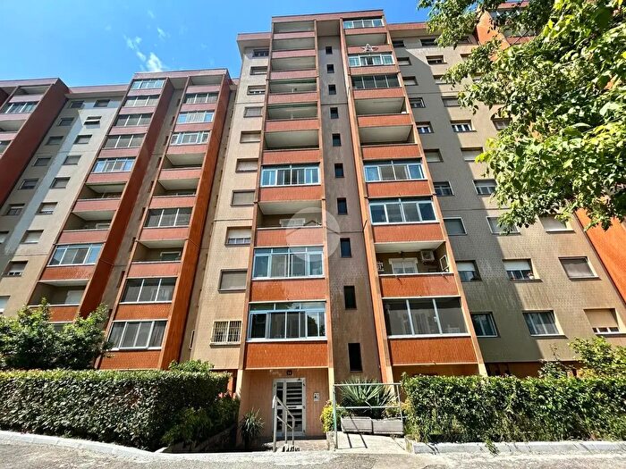 Appartamento trilocale in vendita in Via Benvenuto Cellini, Corsico