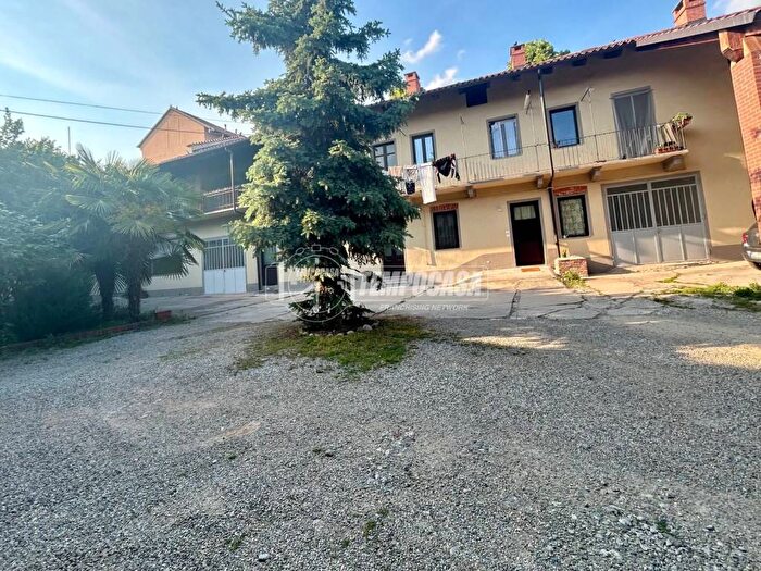 Appartamento bilocale in affitto in Via Emanuele Filiberto, Volpiano