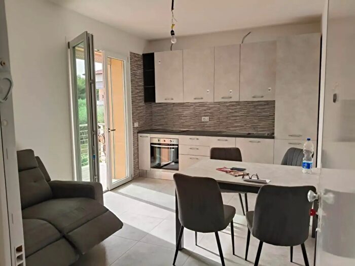 Appartamento trilocale in affitto in Civitanova Marche