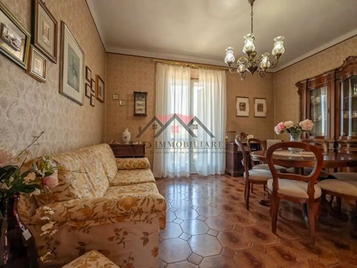Appartamento con 5 locali in vendita in Pomarance