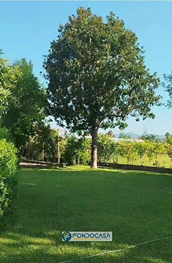 Casa con 14 locali in vendita in Via Olmo, Bellizzi