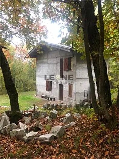 Casa con 6 locali in vendita in Fanano