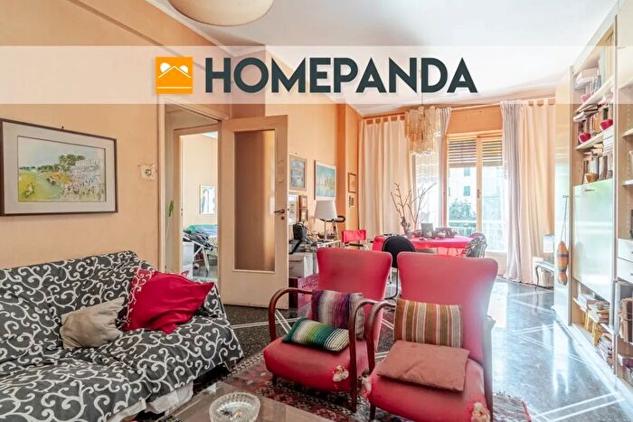 Appartamento quadrilocale in vendita in Via Antonio Cei, Genova