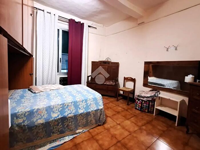 Appartamento trilocale in vendita in Vico del Duca, Genova