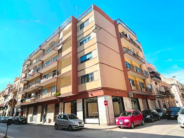 Appartamento quadrilocale in vendita in Via Firenze, Barletta