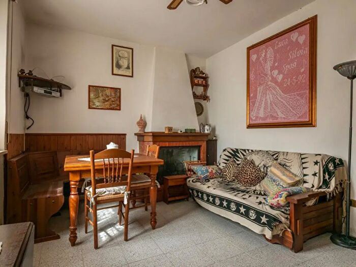 Casa con 5 locali in vendita in San Giuliano Terme